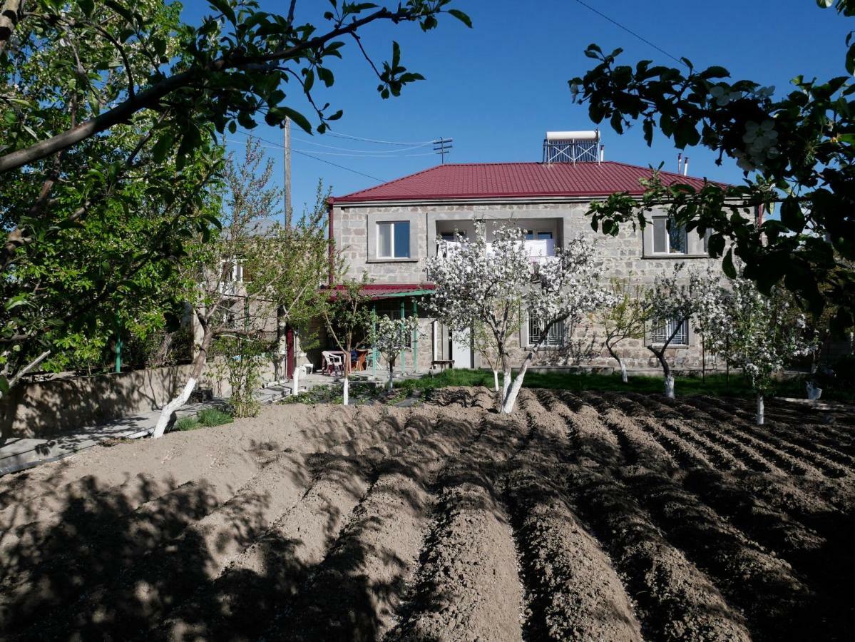 Karin'S B&B Sisian Exterior photo